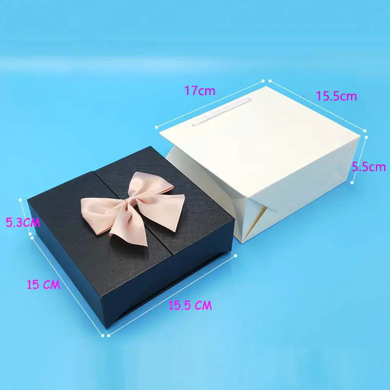 Gift Box: Sophisticated Floral Keepsake